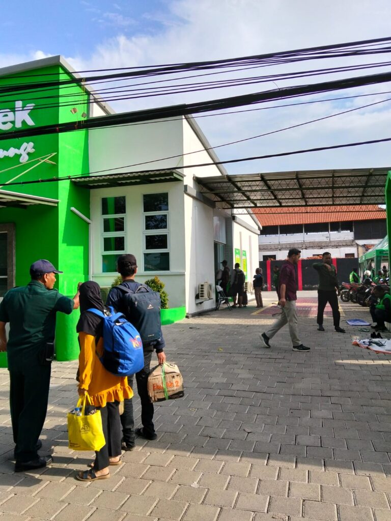 Gojek Lounge Medaeng, Sidoarjo