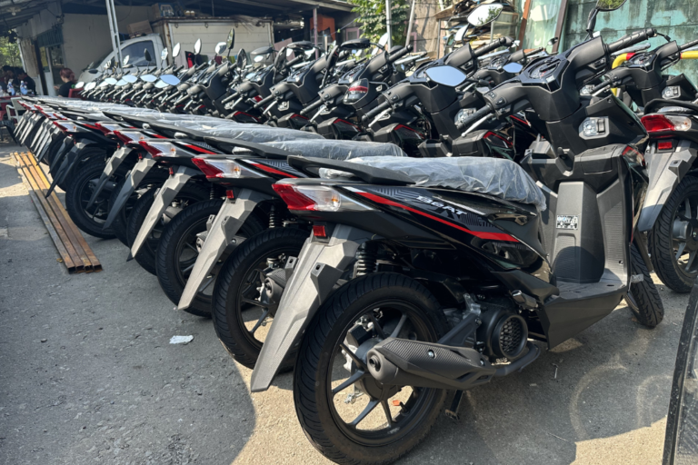 Sewa milik motor untuk ojek online