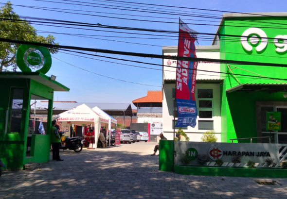 shop&drive-di-gojekloungemedaeng